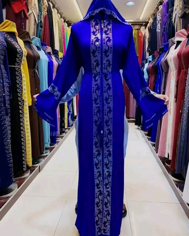 Abaya Bleu Bic Zoom