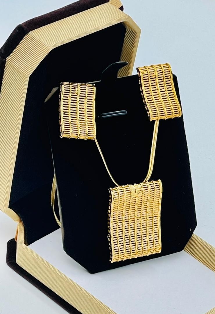 Collier Pour Ensembles De Bijoux, Pendentif Pour Femmes, Chaîne De Cou, Boucles D'oreilles  Cadeaux De Mariage Fleur De Mariée En Cristal