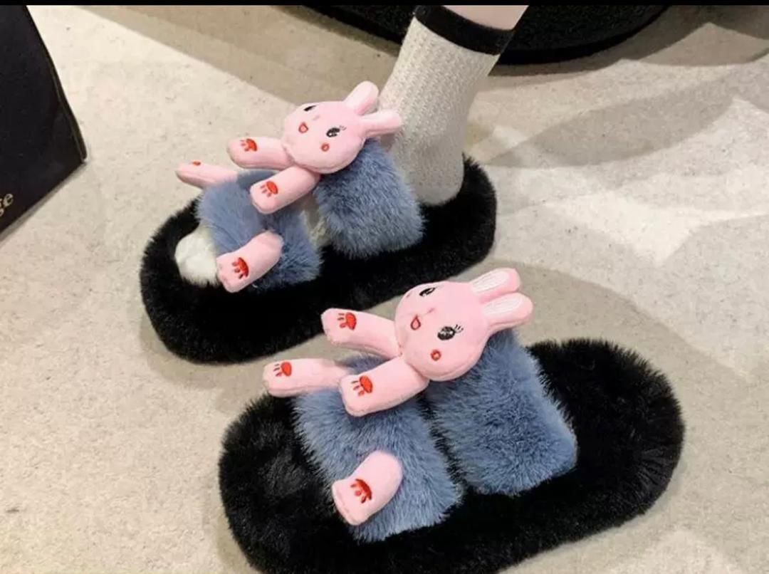 Pantoufles Grenouille Femmes, Pantoufles Moelleuses en Peluche Animal Mignon, Pantoufles à Plateforme Chaudes pour L'hiver à l'intérieur, Pantoufles Antidérapantes, Légères, Douces et Intéressantes,