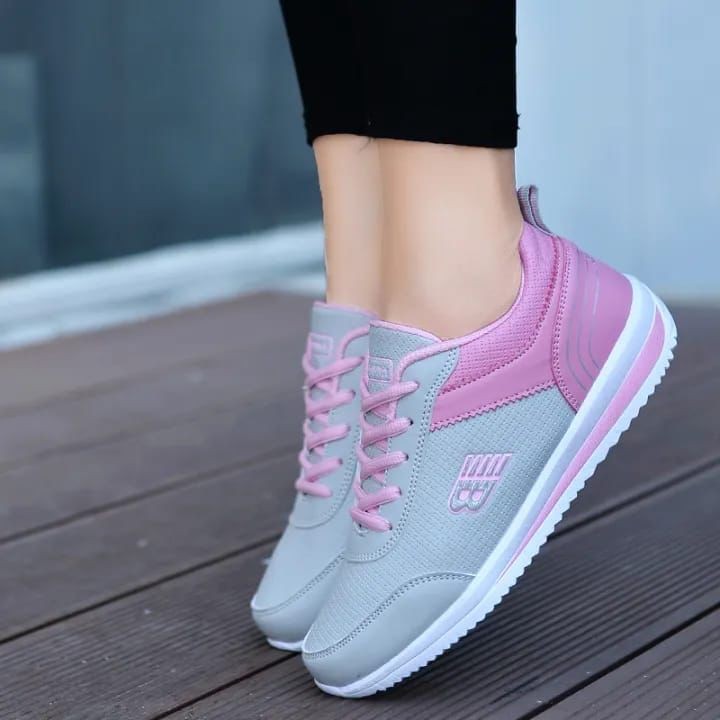 Ladies NB Fashion Sneakers